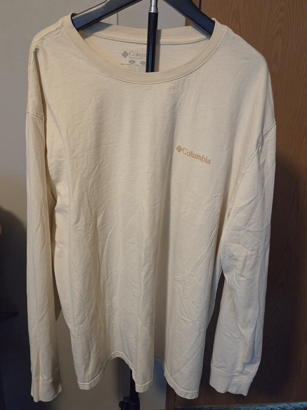 Columbia Men's Long Sleeve Crew Neck Shirt - Cream